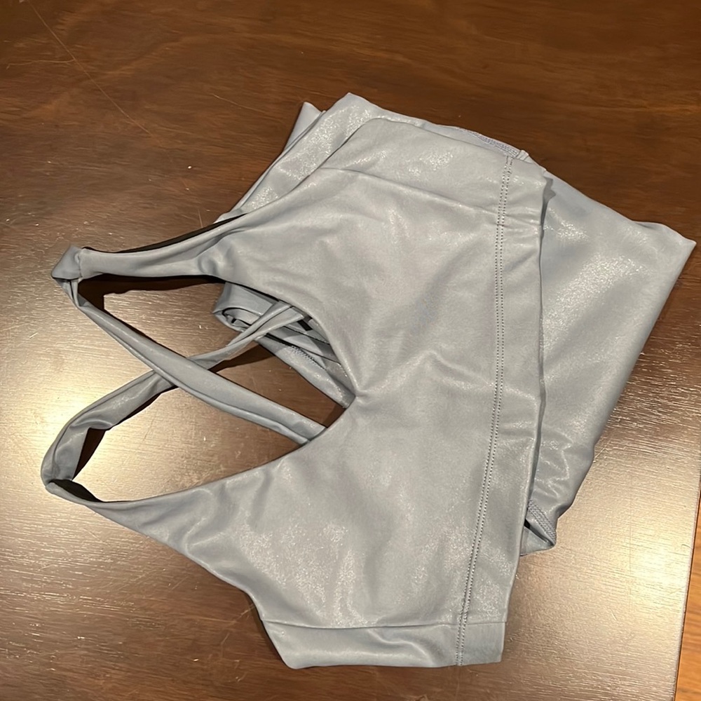 Carbon 38 light blue/grey shiny set, top is XS and bottom is S